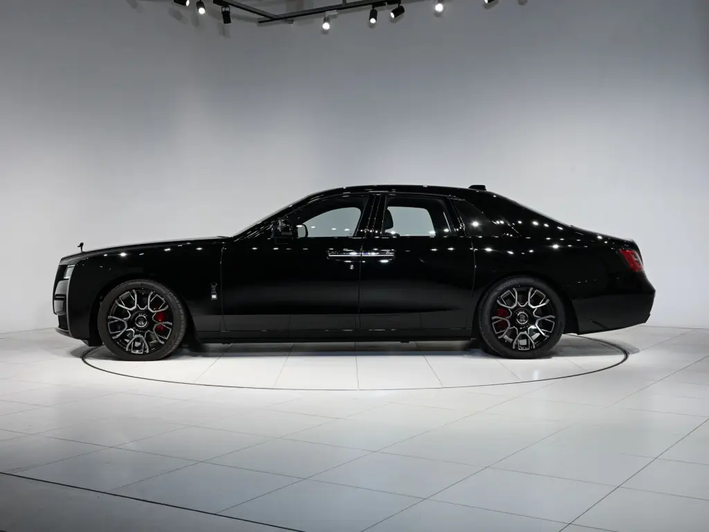 Full vehicle details of 2022 Rolls-Royce Ghost Black Badge Full vehicle details of 2022 Rolls-Royce Ghost Black Badge